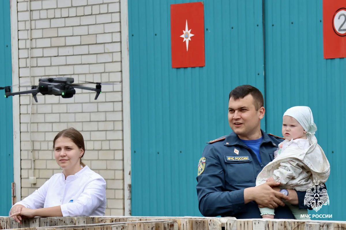 Семья – это наша сила. Для каждого, кто работает в МЧС Ставрополья, семья – это главная опора Семья – это наша сила. Для каждого, кто работает в МЧС Ставрополья, семья – это главная опора