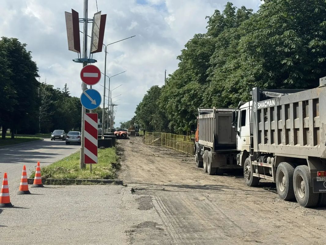 Стартовала реконструкция центрального проспекта в Лермонтове по нацпроекту Стартовала реконструкция центрального проспекта в Лермонтове по нацпроекту