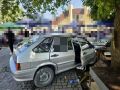 Водитель съехал с дороги в Георгиевском округе, врезался в авто, торговую палатку и погиб
