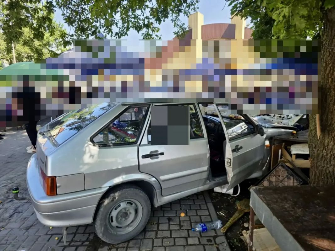 В Георгиевском округе проблемы со здоровьем могли стать причиной автоаварии В Георгиевском округе проблемы со здоровьем могли стать причиной автоаварии