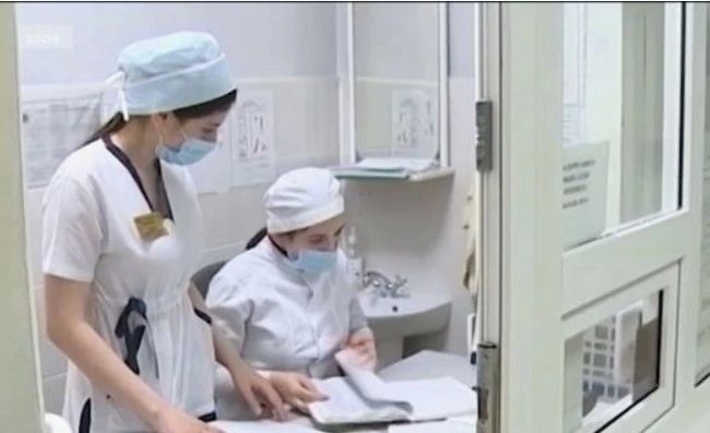 Полис ОМС действует по всей стране