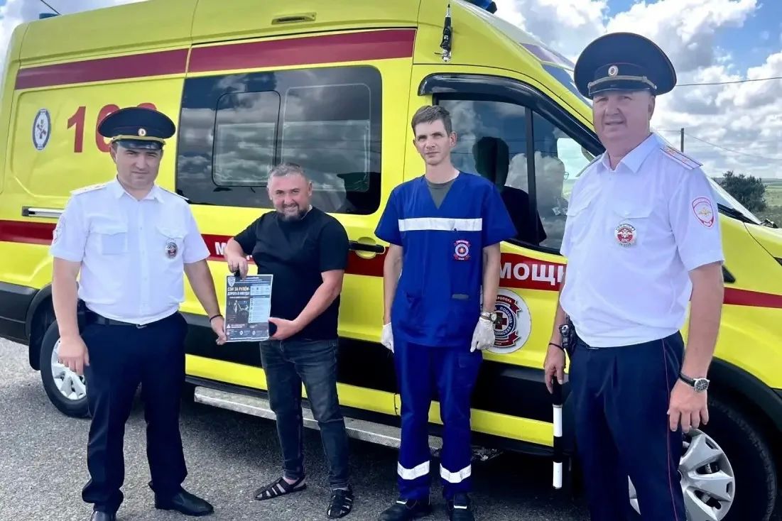В Шпаковском районе сотрудники Госавтоинспекции совместно с медицинскими работниками провели профилактическую акцию «Сон за рулем» В Шпаковском районе сотрудники Госавтоинспекции совместно с медицинскими работниками провели профилактическую акцию «Сон за рулем»