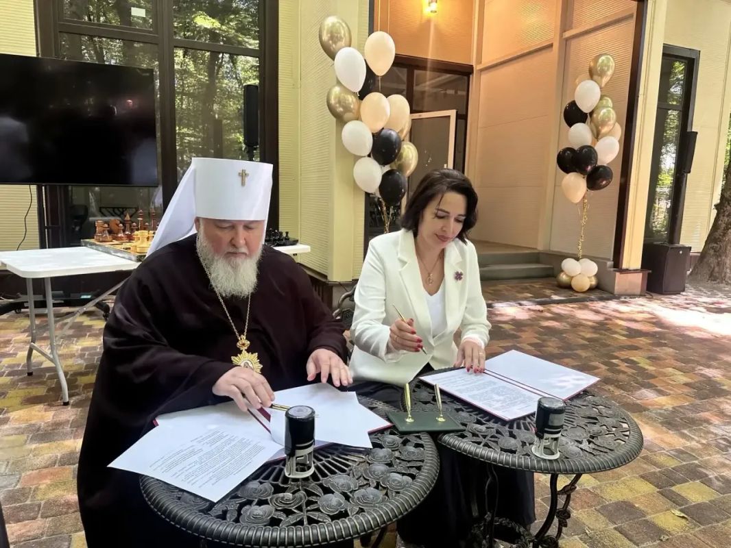 Дом для шахмат. В Парке Победы Ставрополя открылся Шахматный дом — новое общедоступное пространство для турниров, обучения и свободной игры