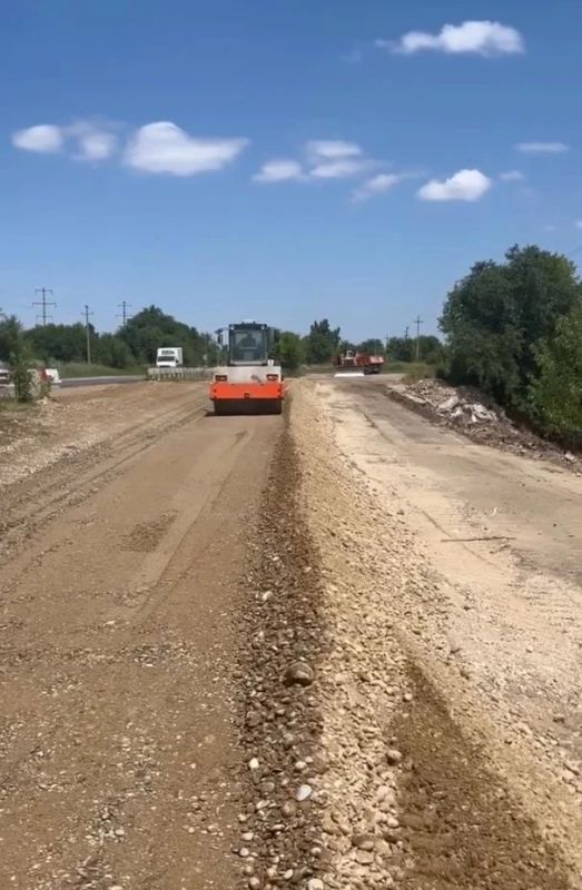 К восстановлению участка дороги «Невинномысск - Эрсакон» приступили после паводков К восстановлению участка дороги «Невинномысск - Эрсакон» приступили после паводков