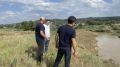Расчищаем Калаус. Первый заместитель министра природных ресурсов Максим Плотников проверил ход выполнения работ по расчистке русла реки Калаус в городе Светлоград Петровского округа