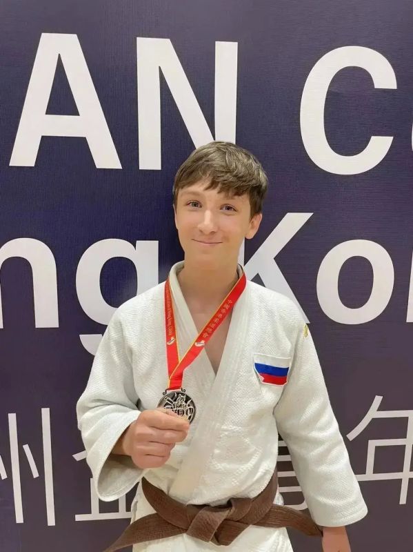 Золото и серебро Гонконга. В Гонконге завершился Кубок Азии по дзюдо среди юношей и девушек Золото и серебро Гонконга. В Гонконге завершился Кубок Азии по дзюдо среди юношей и девушек