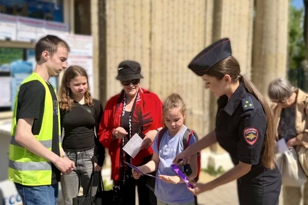 «Будь заметен!»: в курортной зоне Ессентуков автоинспекторы проводят индивидуальную работу с пешеходами и пользователями СИМ «Будь заметен!»: в курортной зоне Ессентуков автоинспекторы проводят индивидуальную работу с пешеходами и пользователями СИМ