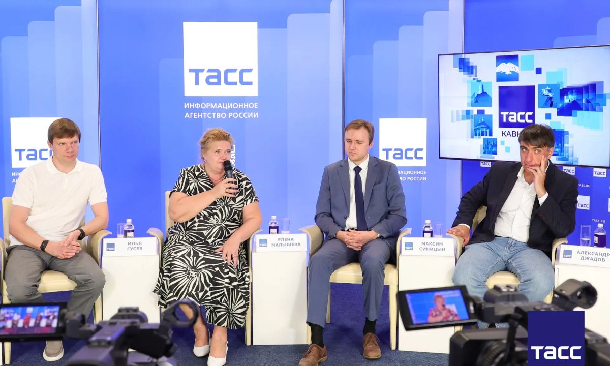 Главное из заявлений, а также фоторепортаж с пресс-конференции в Региональном информационном центре "ТАСС Кавказ" в Пятигорске, посвященной реализации Федерального закона "Об увековечении памяти жертв геноцида советского... Главное из заявлений, а также фоторепортаж с пресс-конференции в Региональном информационном центре "ТАСС Кавказ" в Пятигорске, посвященной реализации Федерального закона "Об увековечении памяти жертв геноцида советского...