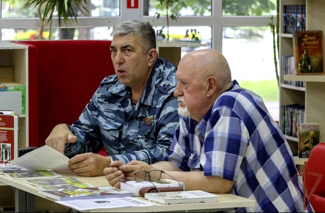 В Ставрополе росгвардейцы провели круглый стол, посвященный 84-й годовщине начала битвы за Кавказ В Ставрополе росгвардейцы провели круглый стол, посвященный 84-й годовщине начала битвы за Кавказ