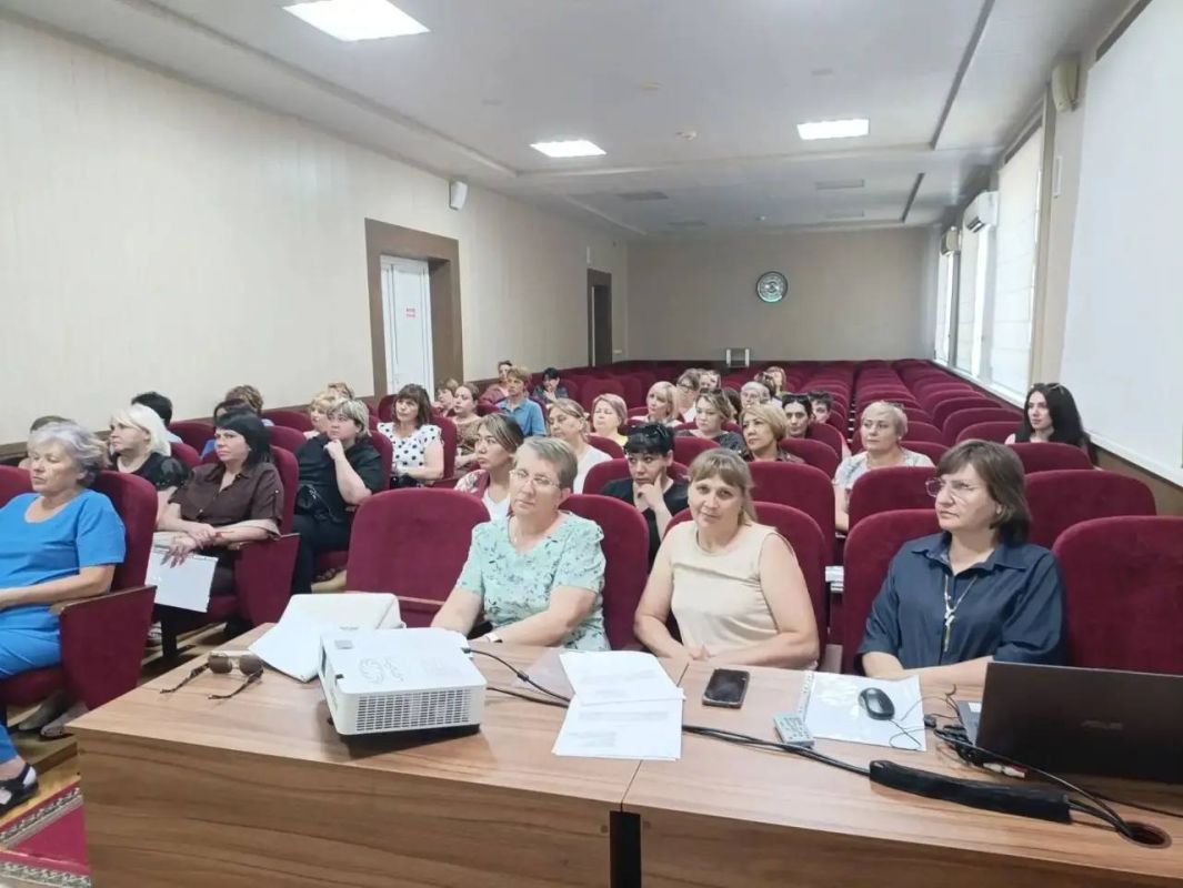 Стартовало обучение участников проекта «ИнформУИК» Стартовало обучение участников проекта «ИнформУИК»
