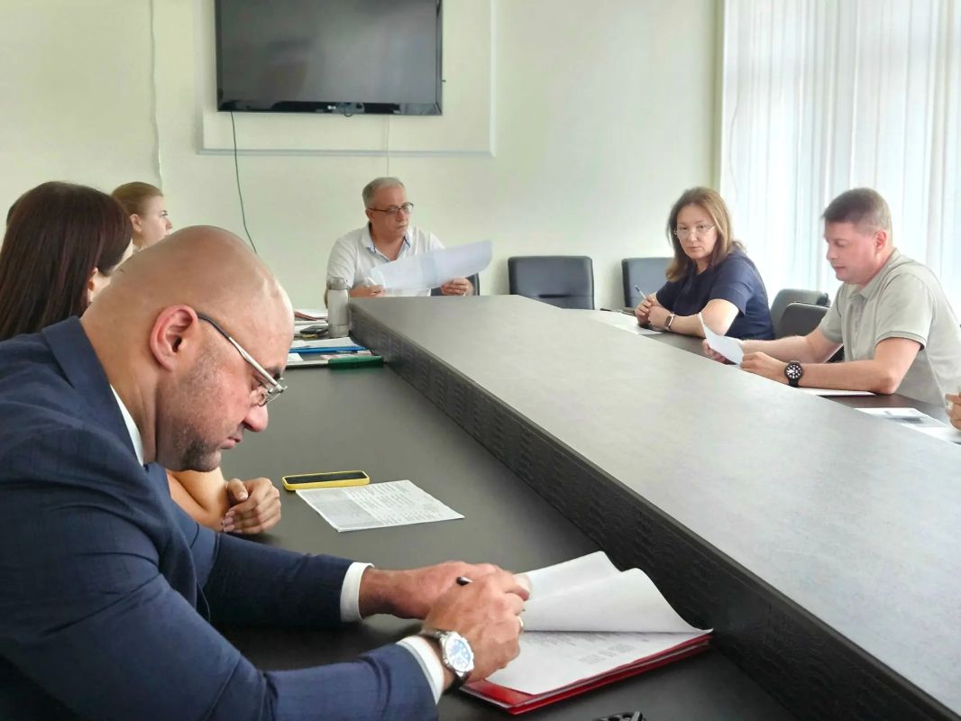 В Пятигорске прошло заседание комиссии по легализации зарплат и мобилизации доходов В Пятигорске прошло заседание комиссии по легализации зарплат и мобилизации доходов