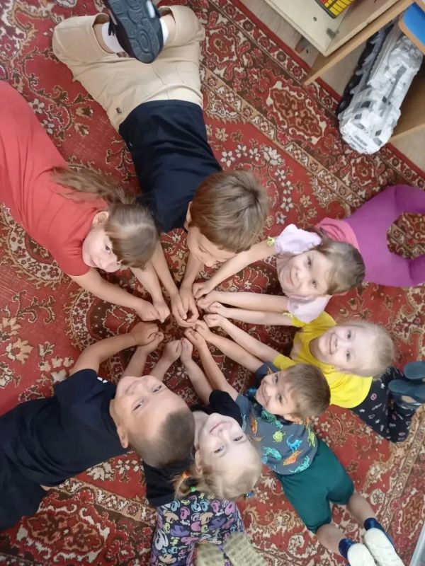 В детских садах Ессентуков отметили День дружбы! В детских садах Ессентуков отметили День дружбы!