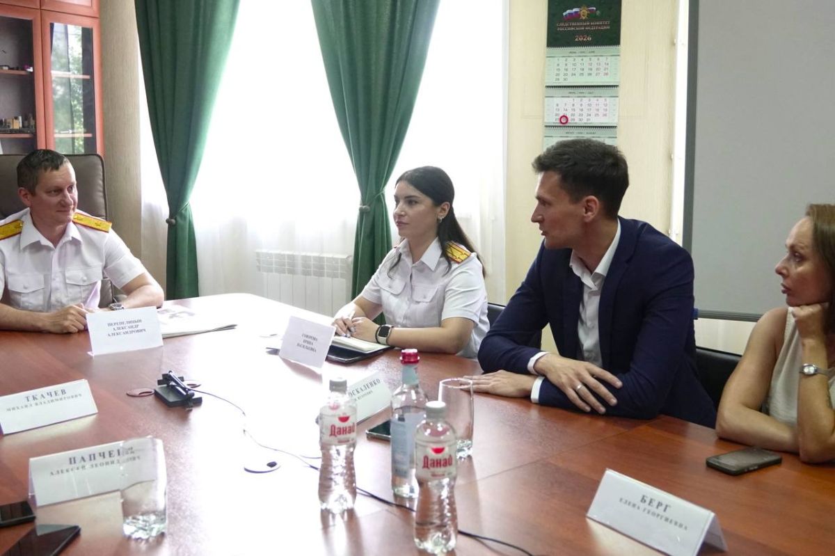 Руководитель следственного управления СК России по Ставропольскому краю провел рабочую встречу с представителями средств массовой информации региона Руководитель следственного управления СК России по Ставропольскому краю провел рабочую встречу с представителями средств массовой информации региона