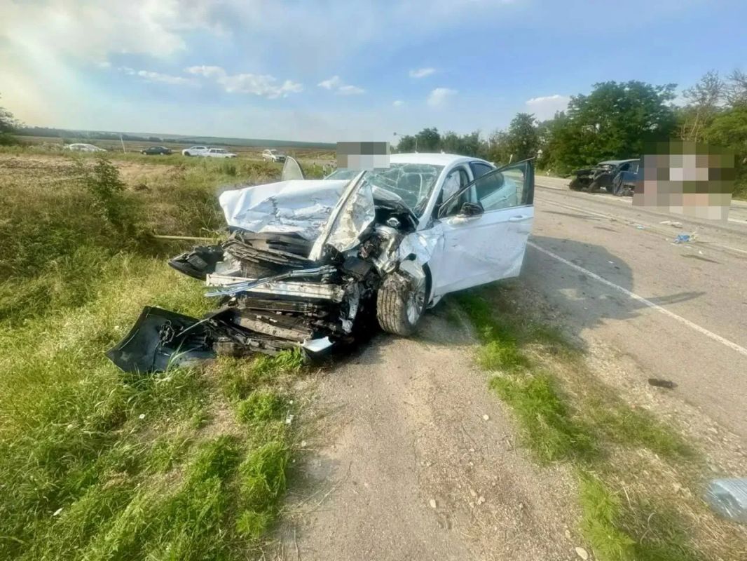 Четыре человека пострадали в ДТП в Ставропольском крае Четыре человека пострадали в ДТП в Ставропольском крае