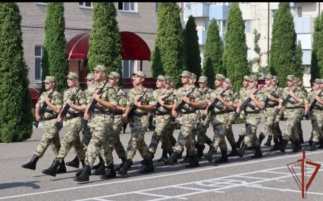 Новобранцы Росгвардии торжественно приняли Присягу в Пятигорске Новобранцы Росгвардии торжественно приняли Присягу в Пятигорске
