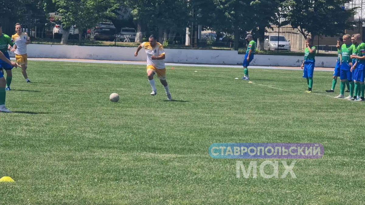 В краевом центре Благотворительный турнир по футболу среди силовых структур приурочили ко Дню ВДВ В краевом центре Благотворительный турнир по футболу среди силовых структур приурочили ко Дню ВДВ