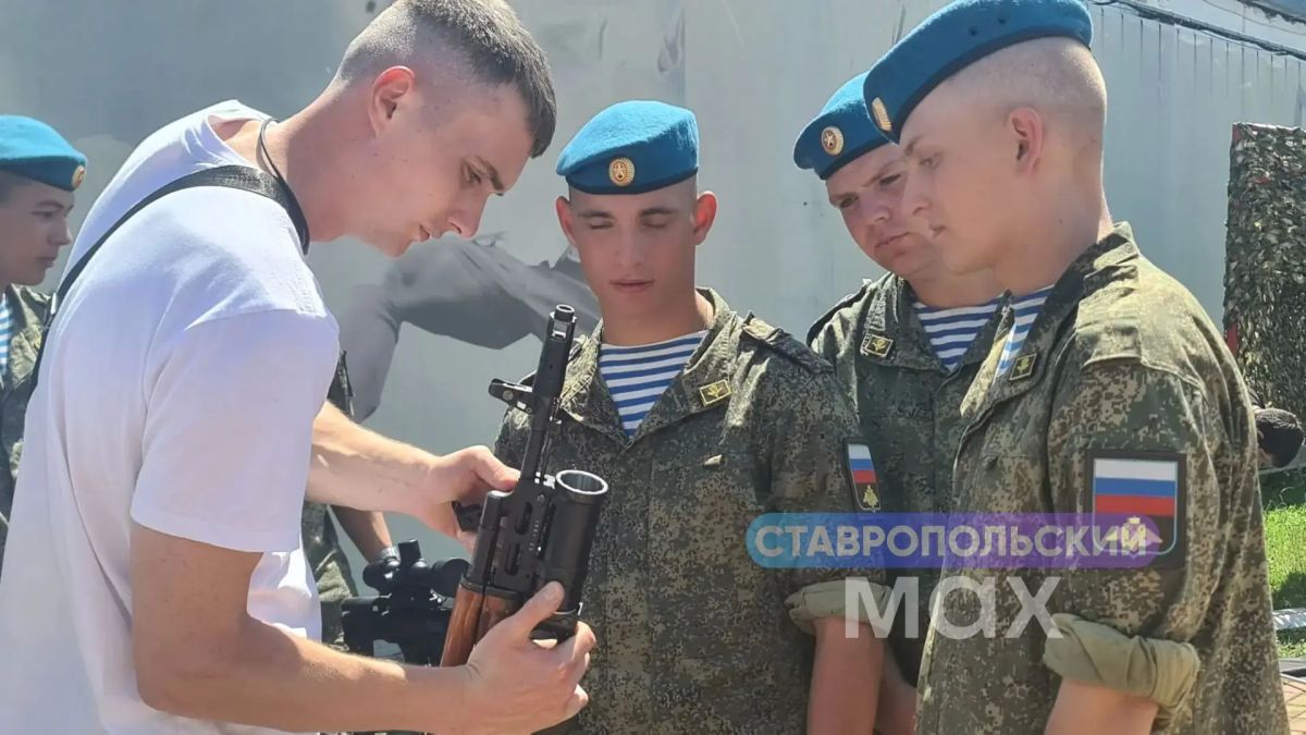 В краевом центре Благотворительный турнир по футболу среди силовых структур приурочили ко Дню ВДВ В краевом центре Благотворительный турнир по футболу среди силовых структур приурочили ко Дню ВДВ