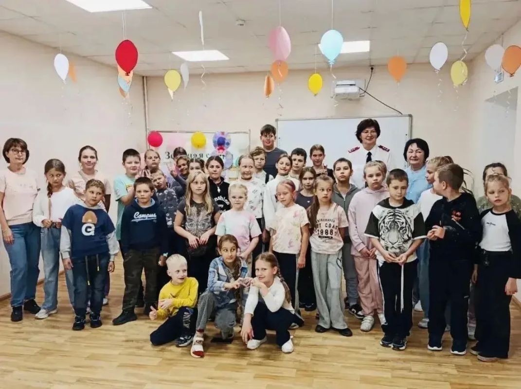 Свыше 1,2 млн детей и подростков по всей стране приняли участие во втором этапе лектория «Санпросвет» Свыше 1,2 млн детей и подростков по всей стране приняли участие во втором этапе лектория «Санпросвет»
