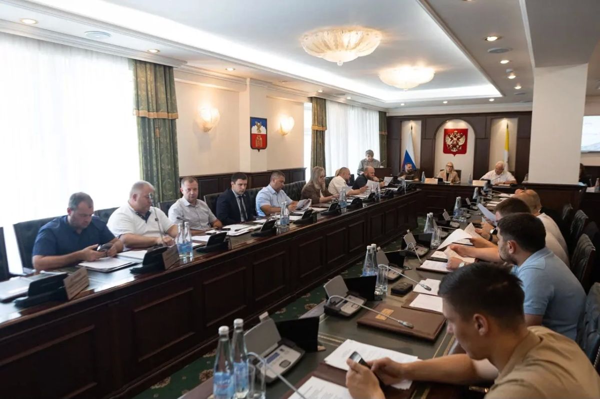 Приоритет кадровой политике и бюджету: в Пятигорске состоялось внеплановое заседание Думы города