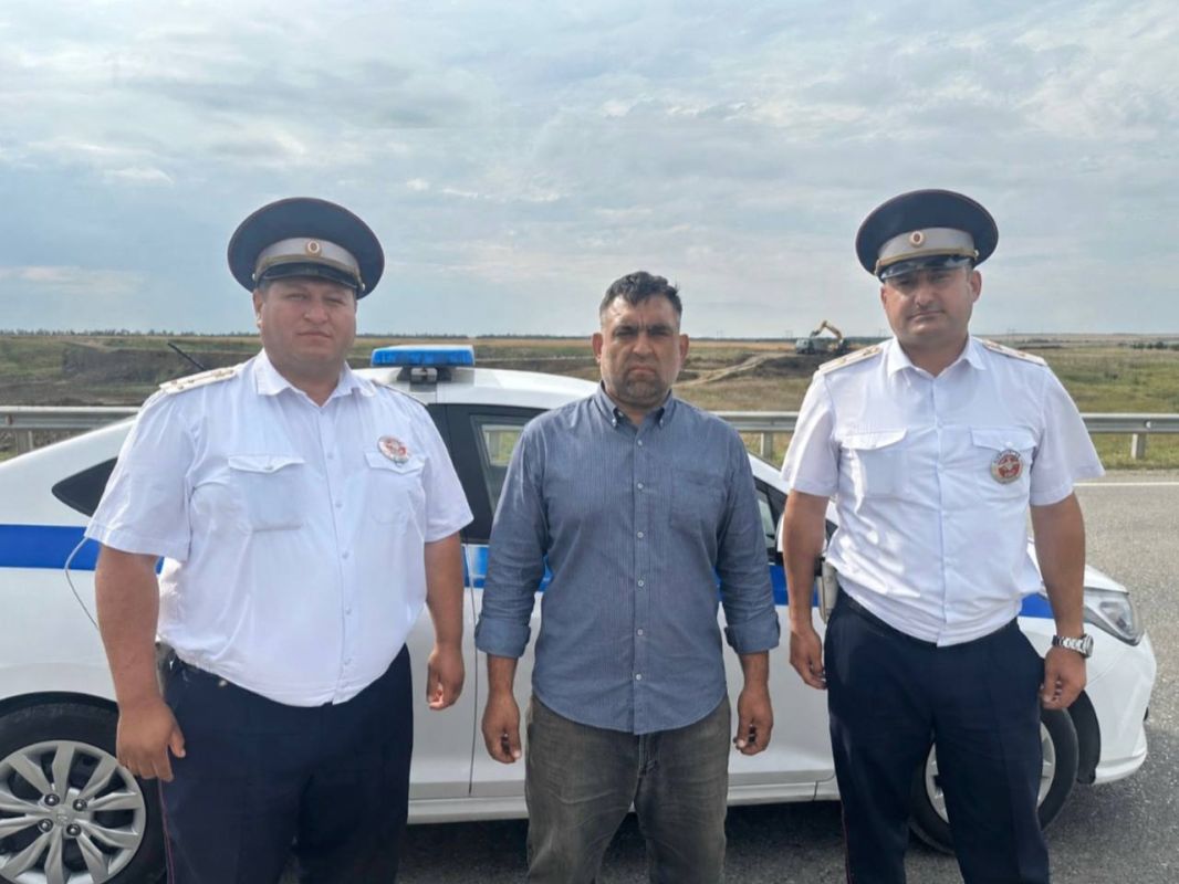 В Невинномысске устанавливаются обстоятельства смертельного ДТП с участием трех автомобилей В Невинномысске устанавливаются обстоятельства смертельного ДТП с участием трех автомобилей