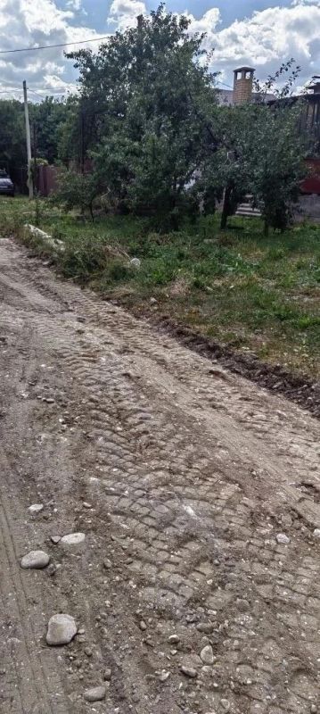 В Ессентуках Управление ЖКХ привело в порядок пять улиц, Запорожскую, Пригородную, Лермонтова, Студёную и улицу в посёлке Опытник - провели грейдерирование В Ессентуках Управление ЖКХ привело в порядок пять улиц, Запорожскую, Пригородную, Лермонтова, Студёную и улицу в посёлке Опытник - провели грейдерирование