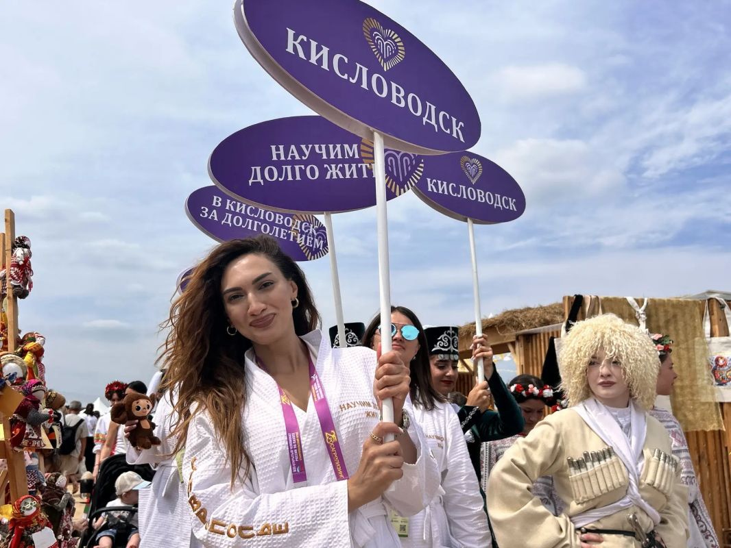 Кисловодск вновь сияет! Наш город продолжает демонстрировать свои традиции и культуру, маршируя по территории XIII Открытого чемпионата России по пахоте Кисловодск вновь сияет! Наш город продолжает демонстрировать свои традиции и культуру, маршируя по территории XIII Открытого чемпионата России по пахоте