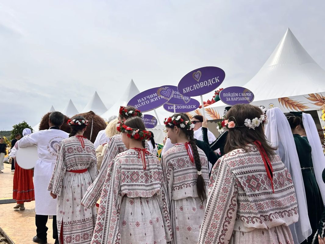 Кисловодск вновь сияет! Наш город продолжает демонстрировать свои традиции и культуру, маршируя по территории XIII Открытого чемпионата России по пахоте Кисловодск вновь сияет! Наш город продолжает демонстрировать свои традиции и культуру, маршируя по территории XIII Открытого чемпионата России по пахоте