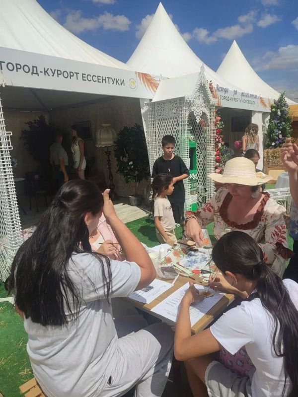 Финал большого праздника!. Сегодня завершилась работа шатра города Ессентуки на открытом чемпионате по пахоте Финал большого праздника!. Сегодня завершилась работа шатра города Ессентуки на открытом чемпионате по пахоте