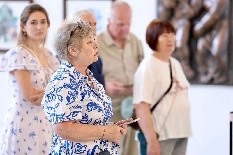 «В поисках радости»: передвижная выставка работ Зураба Церетели открыта в Пятигорске «В поисках радости»: передвижная выставка работ Зураба Церетели открыта в Пятигорске