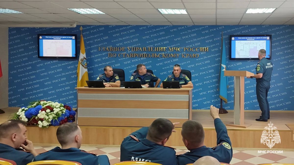 После крупных пожаров огнеборцы МЧС Ставрополья проводят детальный разбор После крупных пожаров огнеборцы МЧС Ставрополья проводят детальный разбор