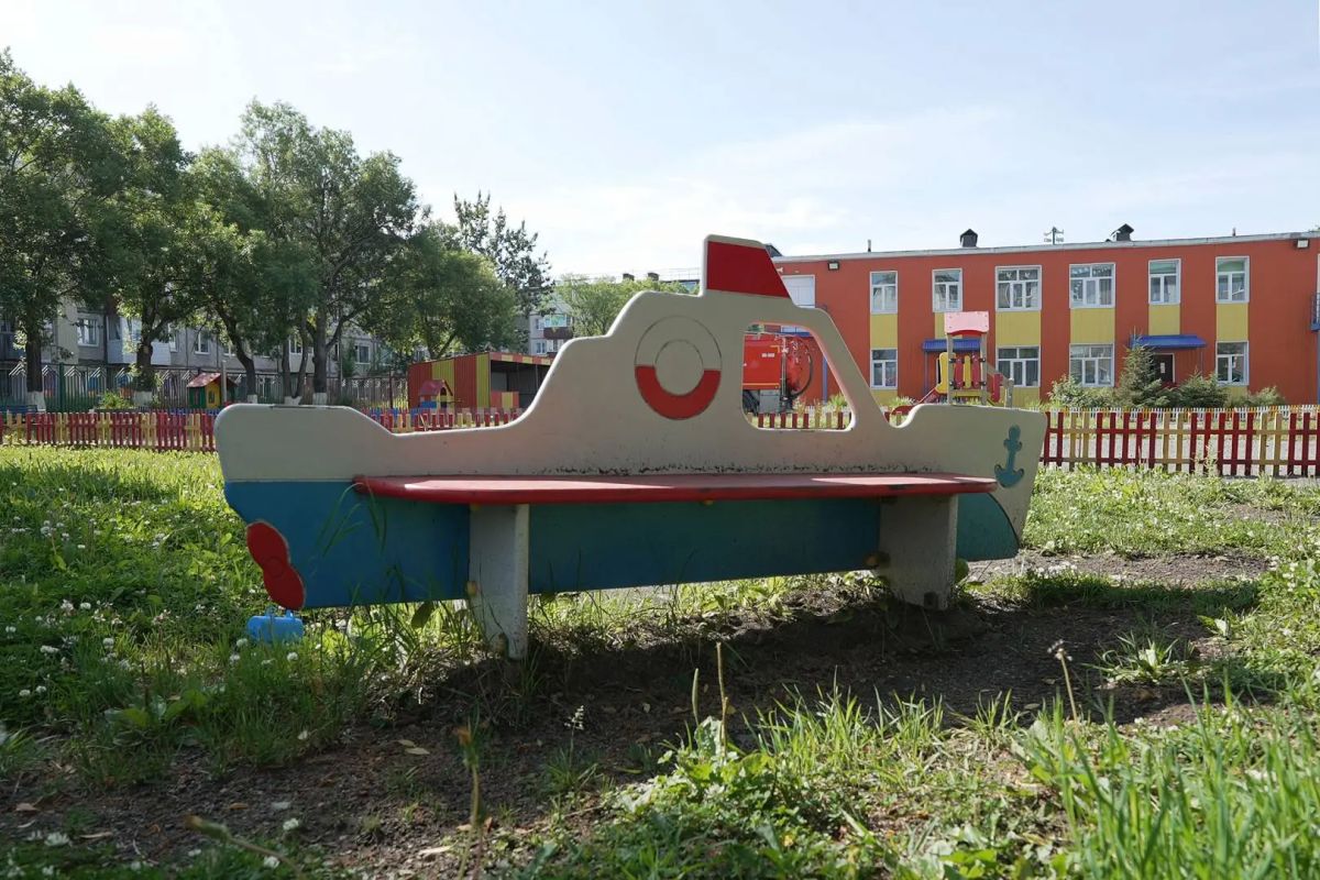 В детском саду «Строитель» к 1 сентября обновят все игровые площадки В детском саду «Строитель» к 1 сентября обновят все игровые площадки