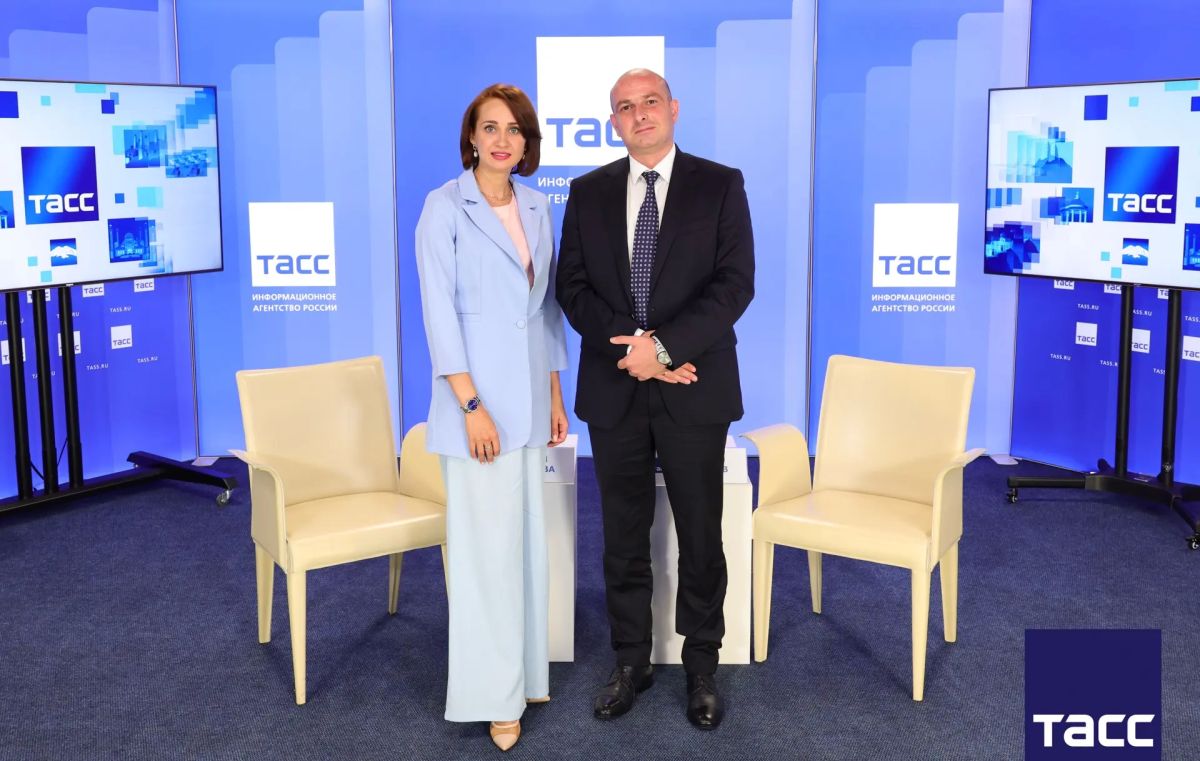 Главное из заявлений, а также фоторепортаж с пресс-конференции в Региональном информационном центре "ТАСС Кавказ" в Пятигорске, посвященной реализации национальных проектов и государственных программ в сфере строительства в... Главное из заявлений, а также фоторепортаж с пресс-конференции в Региональном информационном центре "ТАСС Кавказ" в Пятигорске, посвященной реализации национальных проектов и государственных программ в сфере строительства в...