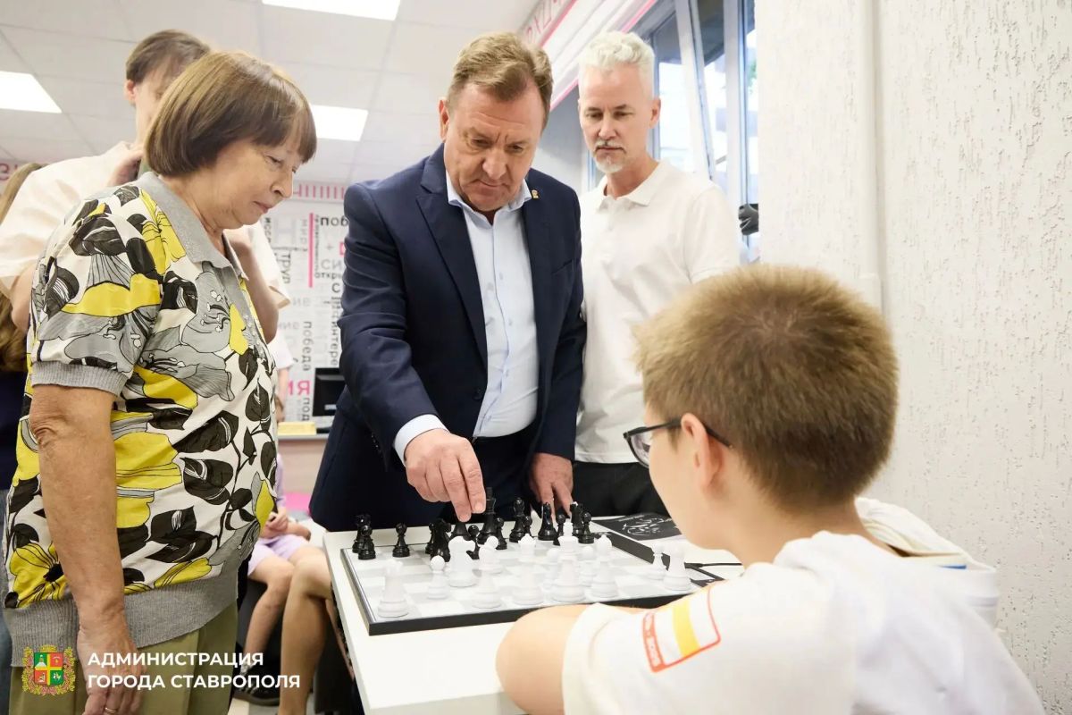 Библиотека №1 в Ставрополе приняла первых посетителей после обновления Библиотека №1 в Ставрополе приняла первых посетителей после обновления