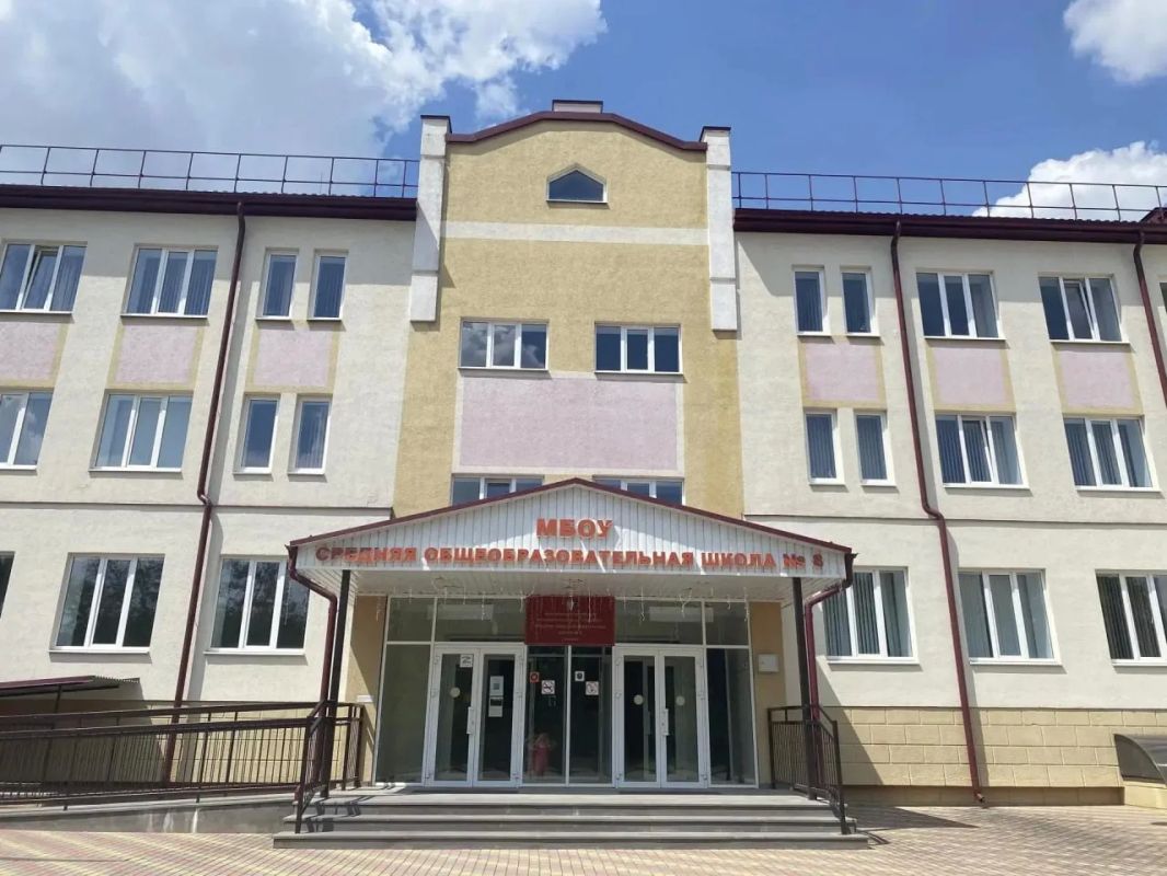 С 1 сентября в школах Ессентуков - музыка вместо звонков! С 1 сентября в школах Ессентуков - музыка вместо звонков!