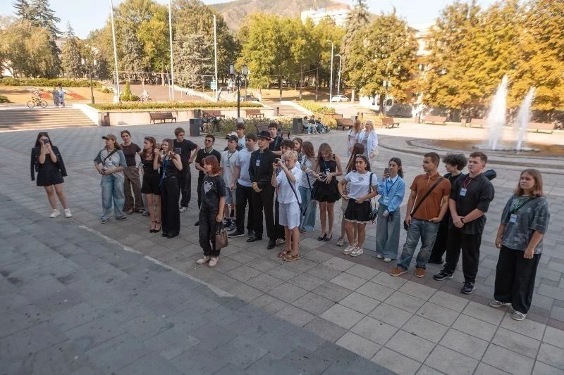 В Пятигорске подошел к концу восьмой сезон летней молодежной школы «Лаборатория Лидеров» В Пятигорске подошел к концу восьмой сезон летней молодежной школы «Лаборатория Лидеров»