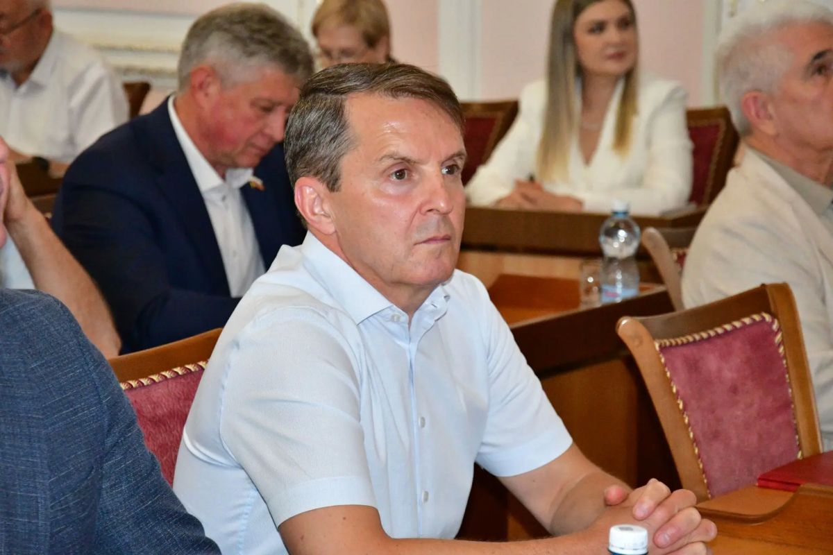 В Ставрополе под председательством Георгия Колягина состоялось очередное заседание местного парламента В Ставрополе под председательством Георгия Колягина состоялось очередное заседание местного парламента