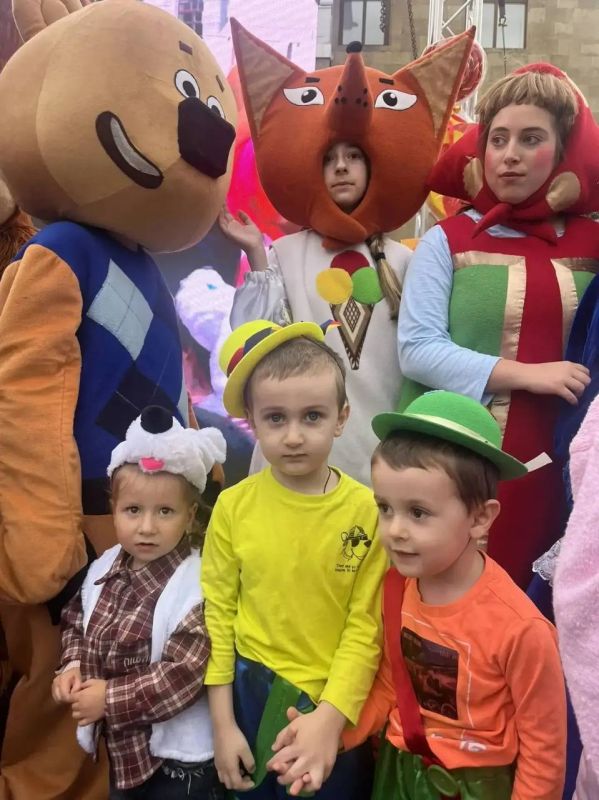 Сегодня наш Центральный парк было просто не узнать — он превратился в настоящую сказку! Сегодня наш Центральный парк было просто не узнать — он превратился в настоящую сказку!