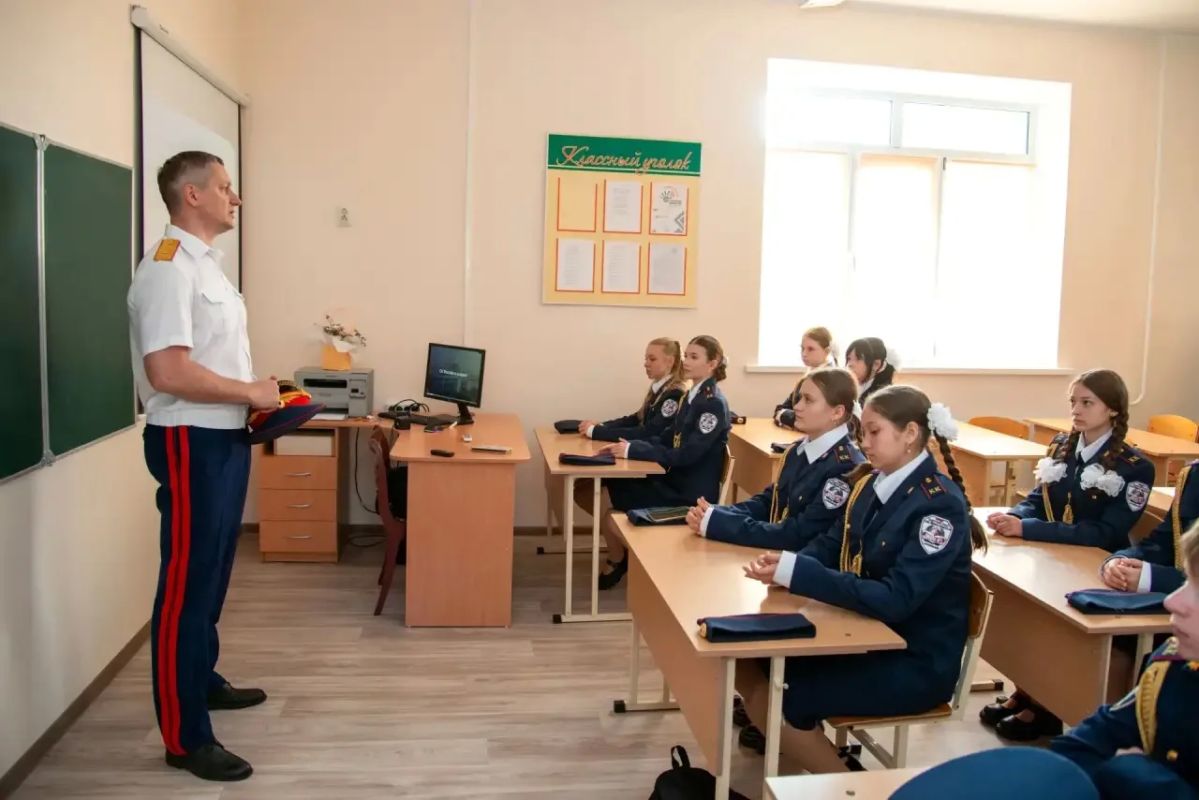 В Ставропольском крае состоялось открытие профильных кадетских классов Следственного комитета России В Ставропольском крае состоялось открытие профильных кадетских классов Следственного комитета России