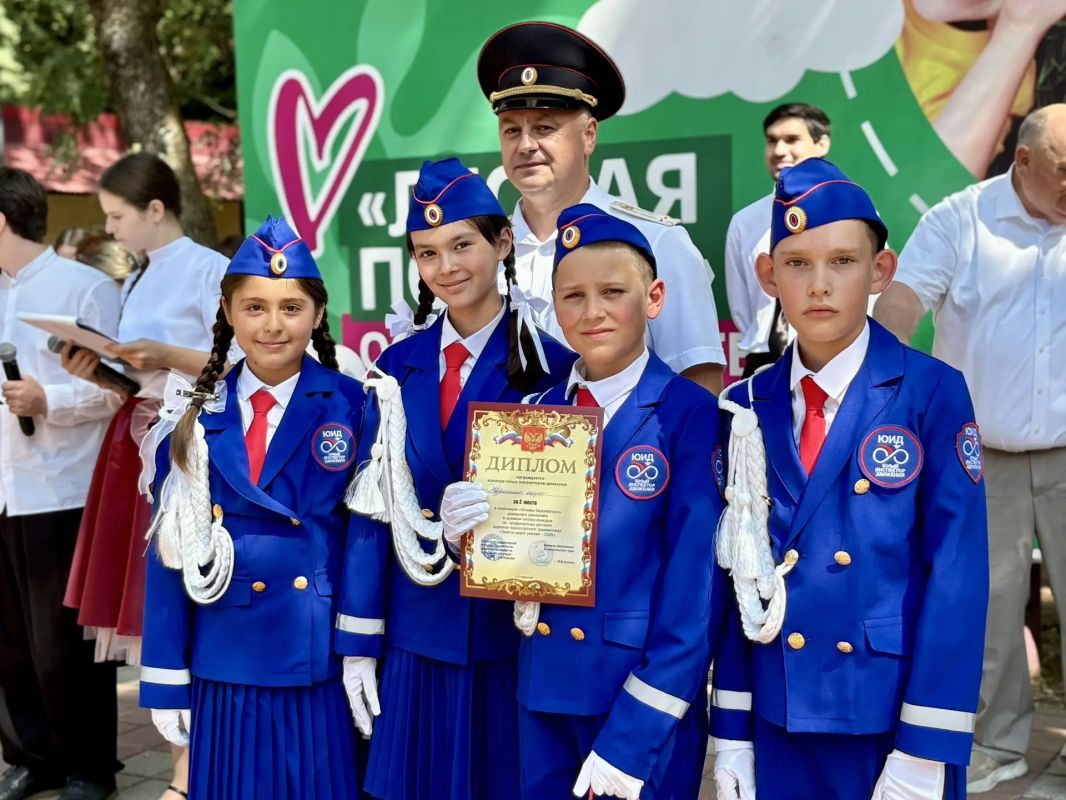 Юные инспекторы движения из Новоалександровского округа стали победителями краевого конкурса «Безопасное колесо» Юные инспекторы движения из Новоалександровского округа стали победителями краевого конкурса «Безопасное колесо»