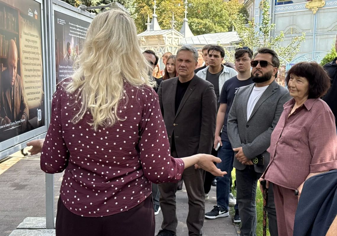 Дмитрий Ворошилов: В Пятигорске прошёл кинофестиваль «Русские на Кавказе: Платов, Пастухов, Пирогов» Дмитрий Ворошилов: В Пятигорске прошёл кинофестиваль «Русские на Кавказе: Платов, Пастухов, Пирогов»
