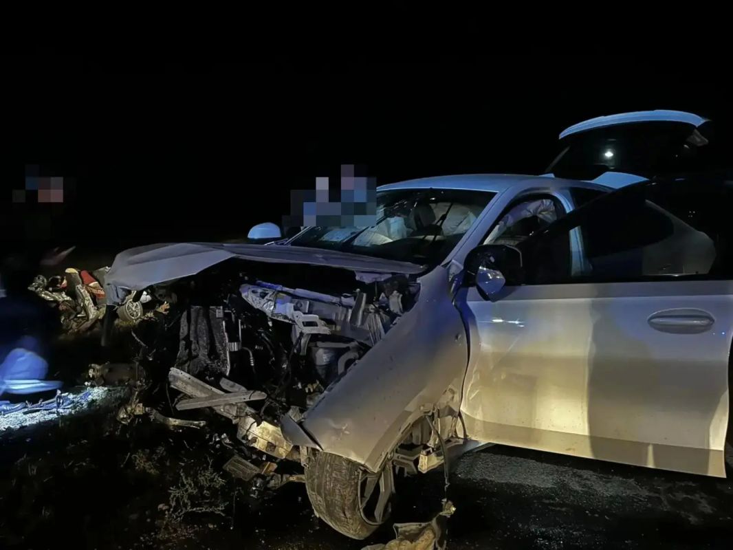 Четыре человека погибли в аварии с двумя легковушками на Ставрополье Четыре человека погибли в аварии с двумя легковушками на Ставрополье