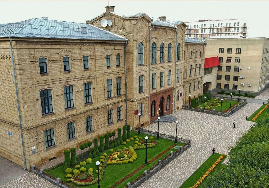 В Ставрополе подвели итоги фестиваля городских цветников и смотр-конкурса «Лучшее летнее кафе» В Ставрополе подвели итоги фестиваля городских цветников и смотр-конкурса «Лучшее летнее кафе»