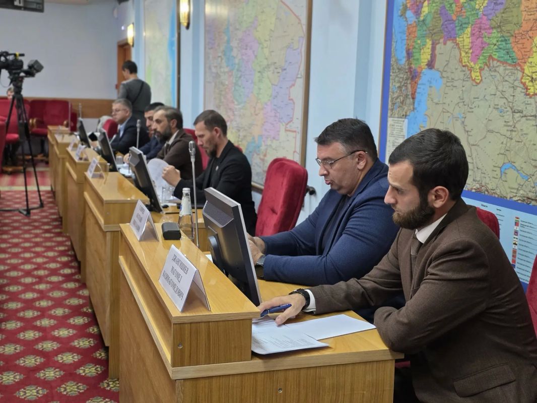 Сотрудники ставропольской Госавтоинспекции края обсудили проблематику аварийности с несовершеннолетними водителями в Общественной палате края Сотрудники ставропольской Госавтоинспекции края обсудили проблематику аварийности с несовершеннолетними водителями в Общественной палате края