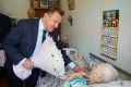 Иван Ульянченко: Проведал и поздравил с Днем рождения Марию Никифоровну Дьяконову, которой сегодня исполнилось 103 года