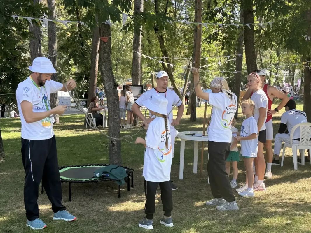 Всей семьёй — на «Кисловодскую семейку»! Всей семьёй — на «Кисловодскую семейку»!