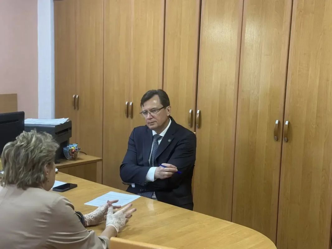 Евгений Моисеев: Провёл очередной приём граждан по личным вопросам Евгений Моисеев: Провёл очередной приём граждан по личным вопросам