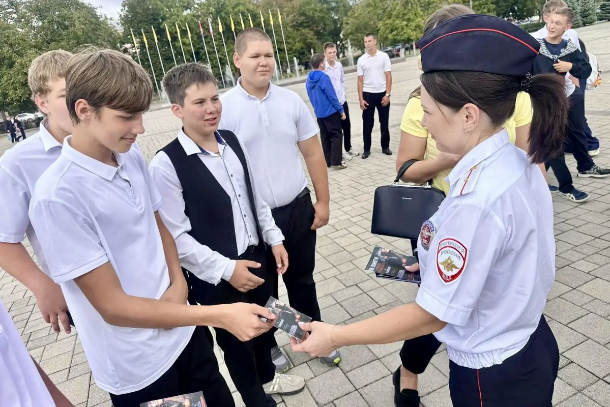 На Ставрополье в День памяти погибших мотоциклистов автоинспекторы и мотоциклисты выступили за жизнь на дорогах На Ставрополье в День памяти погибших мотоциклистов автоинспекторы и мотоциклисты выступили за жизнь на дорогах