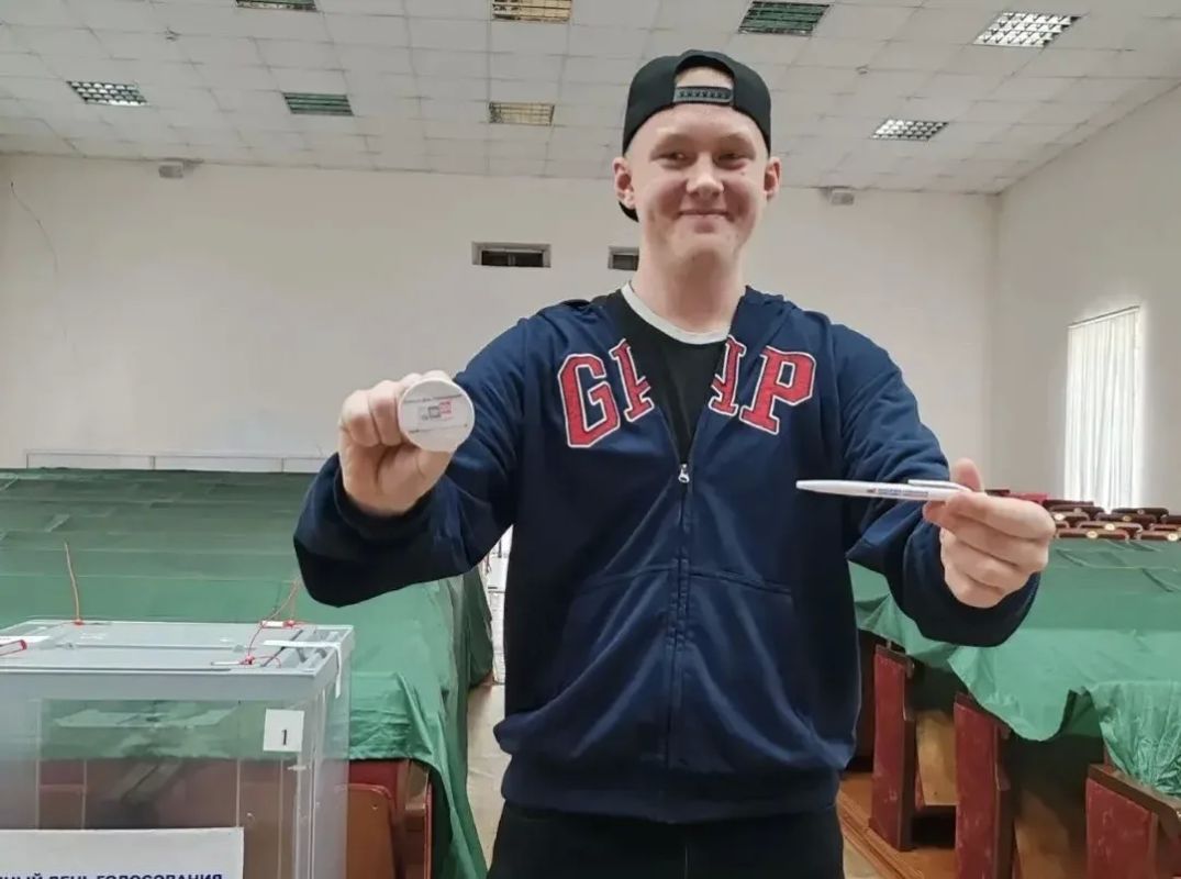 Дмитрий Ворошилов: Для молодых избирателей эти выборы первые, в которых они принимают участие Дмитрий Ворошилов: Для молодых избирателей эти выборы первые, в которых они принимают участие