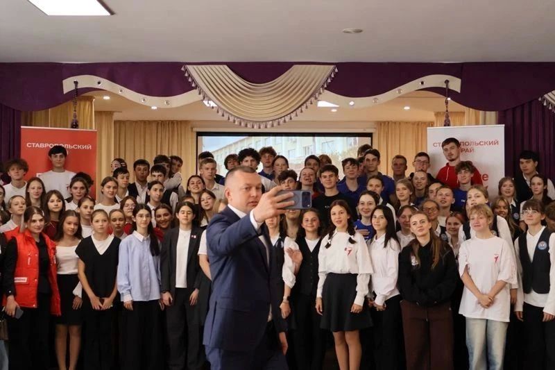 В Пятигорск с рабочим визитом прибыл председатель правления Движения Первых, Герой России Артур Орлов В Пятигорск с рабочим визитом прибыл председатель правления Движения Первых, Герой России Артур Орлов