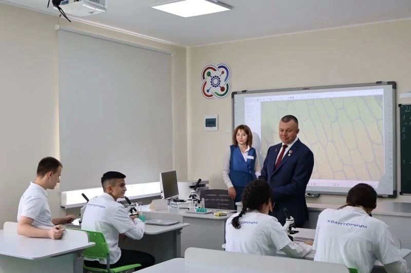 В Пятигорск с рабочим визитом прибыл председатель правления Движения Первых, Герой России Артур Орлов В Пятигорск с рабочим визитом прибыл председатель правления Движения Первых, Герой России Артур Орлов